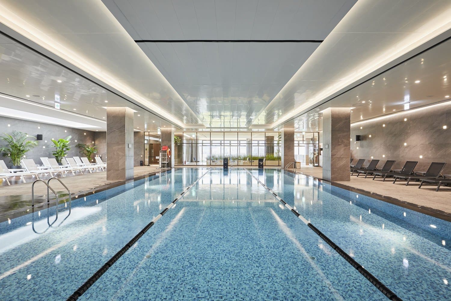 Hilton 2